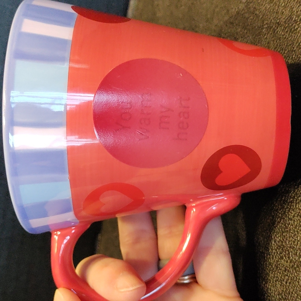 Heat activated color change mug - Picture 4 of 16
